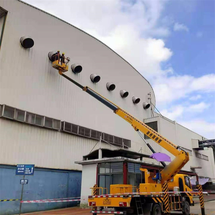 虎门镇高空作业车出租服务：专业广告牌安装解决方案