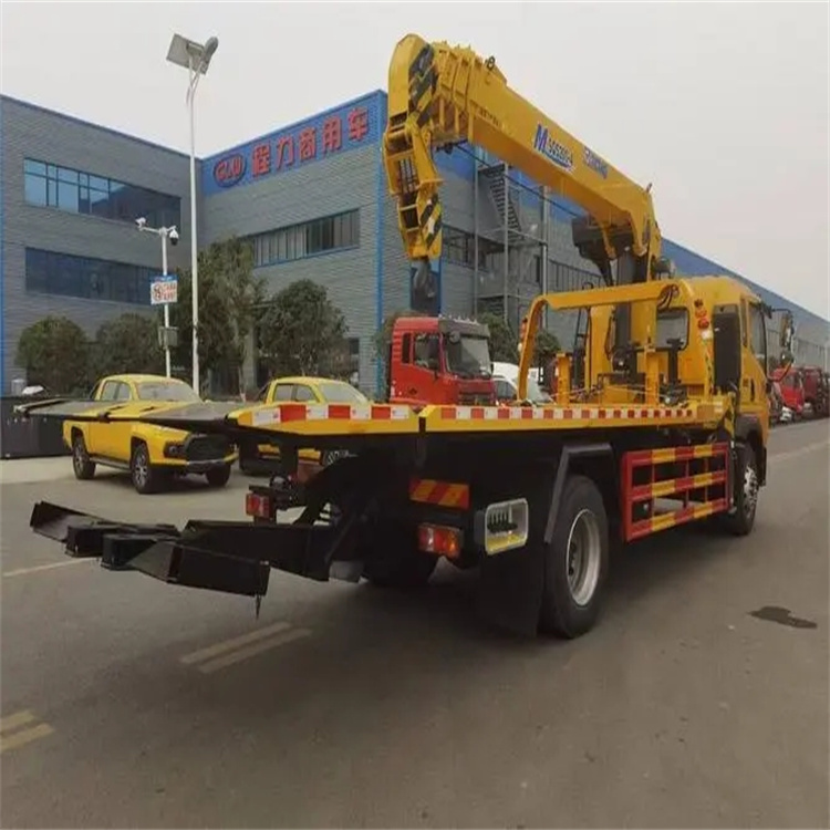 虎门镇附近小随车吊出租电话，轻松解决搬运烦恼